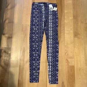 Forever 21 blue and white printed pants